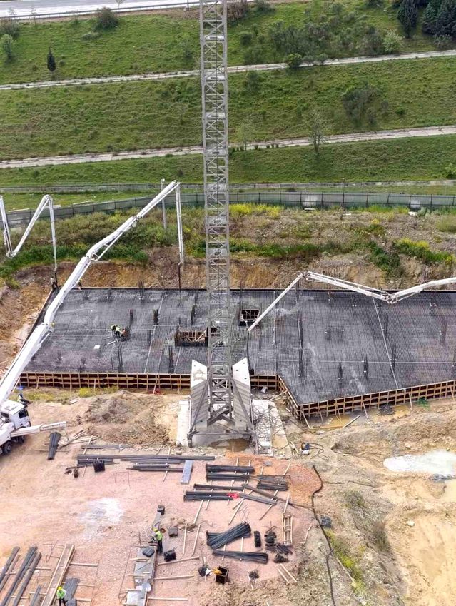 Uzundere’de çalışmalar hızla sürüyor