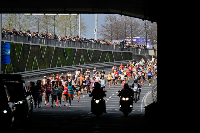 21. İstanbul Yarı Maratonu'nu kazananlar belli oldu! Kenyalı ikizler zirvede