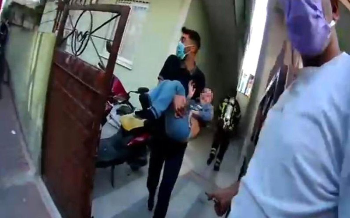 Apartmanda korkutan yangın: 9 kişi tahliye edildi