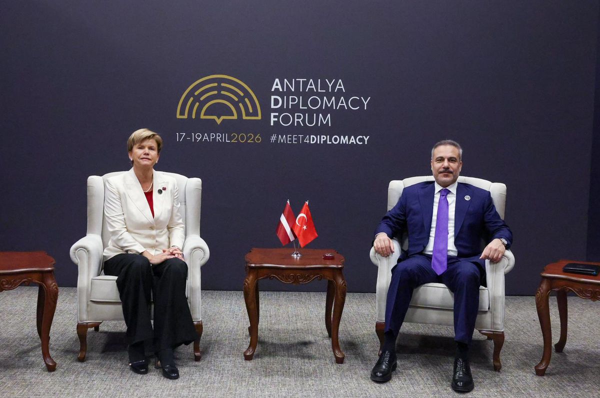 Hakan Fidan, Letonya Bakanı ile Görüştü