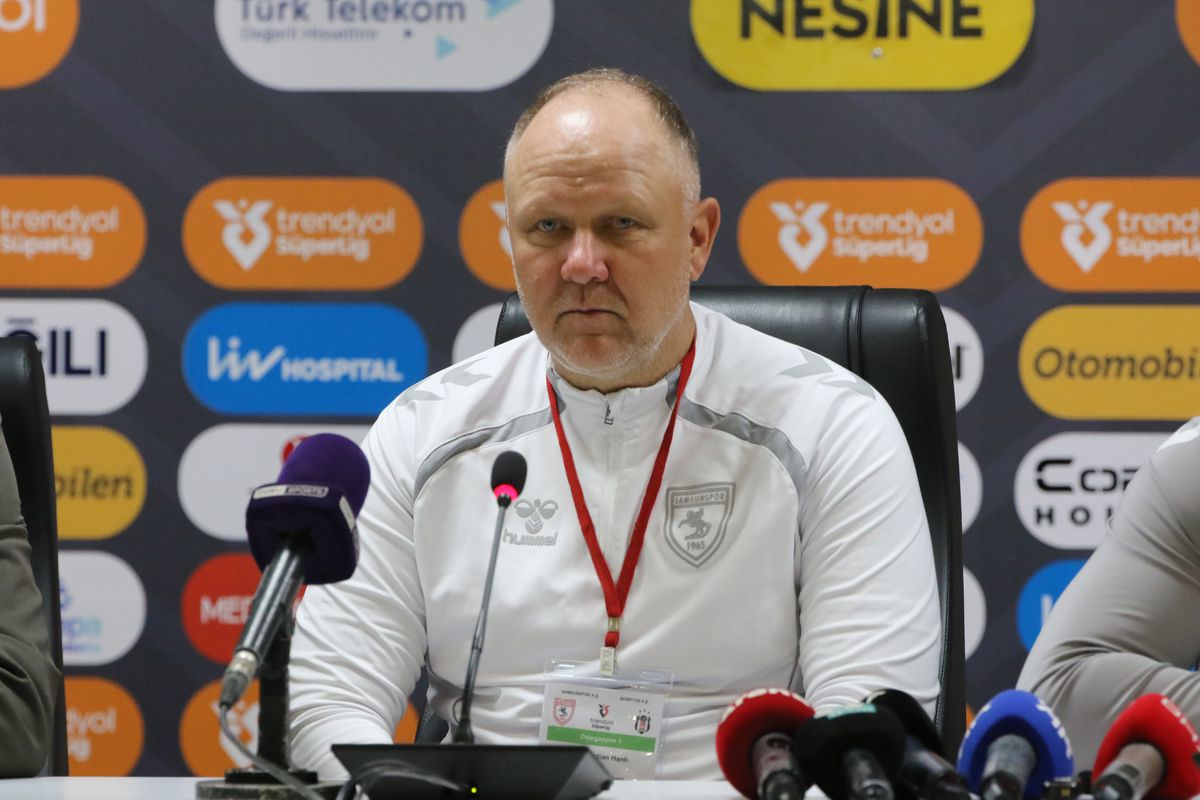 Samsunspor, Beşiktaş\'ı 2-1 Yendi