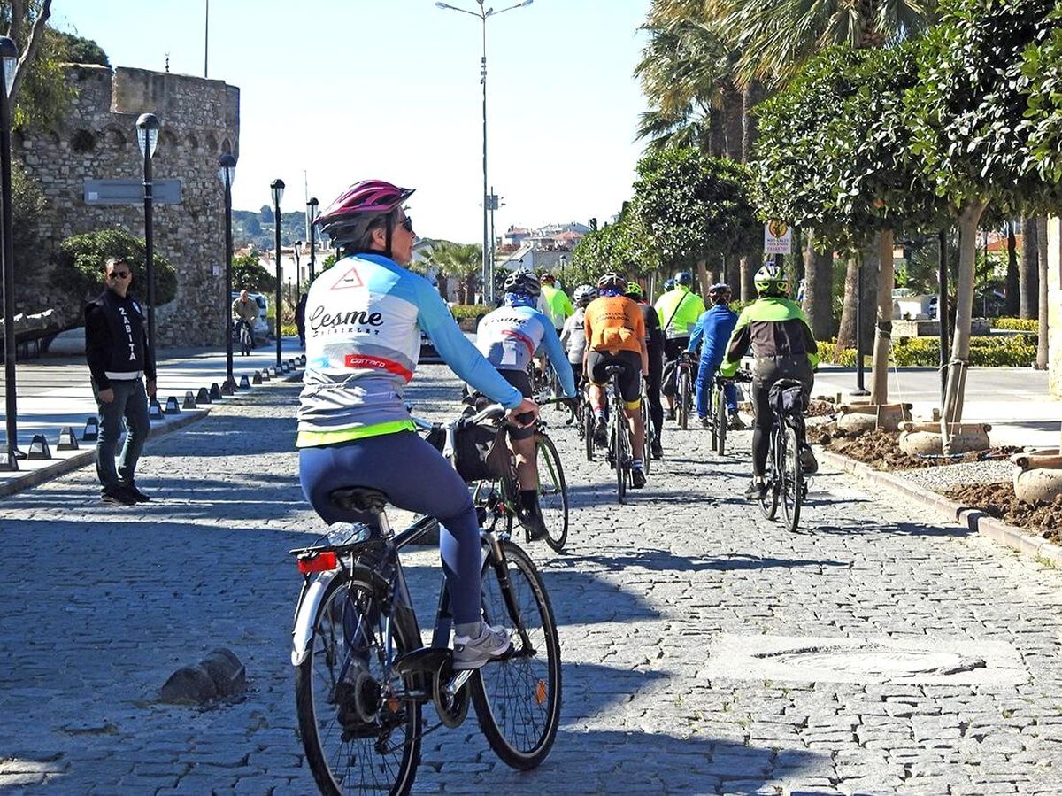 Çeşme\'de pedallar, Aydın Apaydın anısına döndü