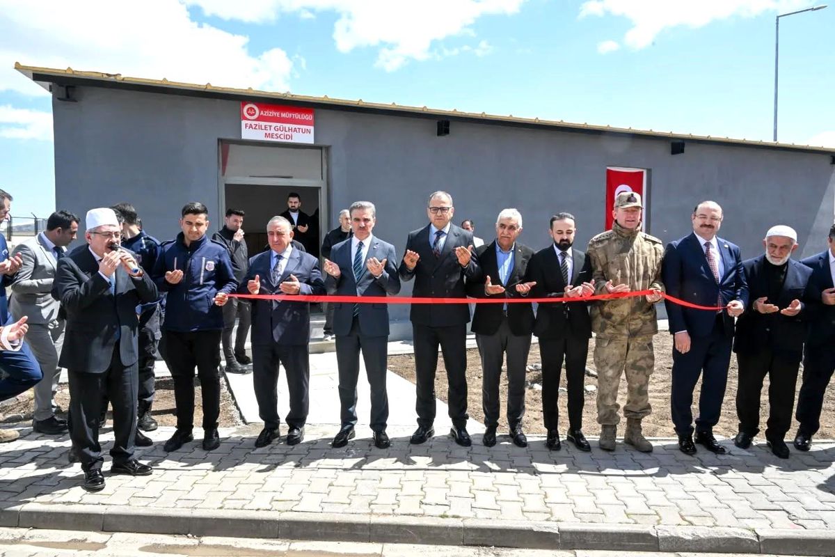 Cezaevi yerleşkesine mescit açıldı