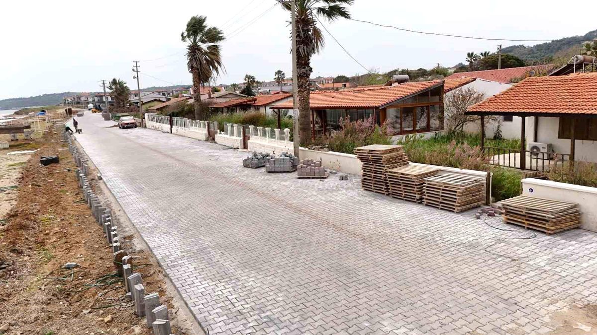 Cunda Adası\'nda yol hamlesi
