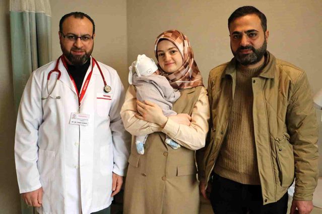 Diyarbakır’da Nadir Hastalık Ameliyatla Aşıladı