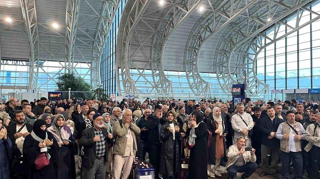 Erzincan'dan 192 Hacı Adayı Uğurlandı