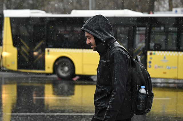 İstanbullular dikkat! AKOM tarih verdi, yazı beklerken kış geri geliyor