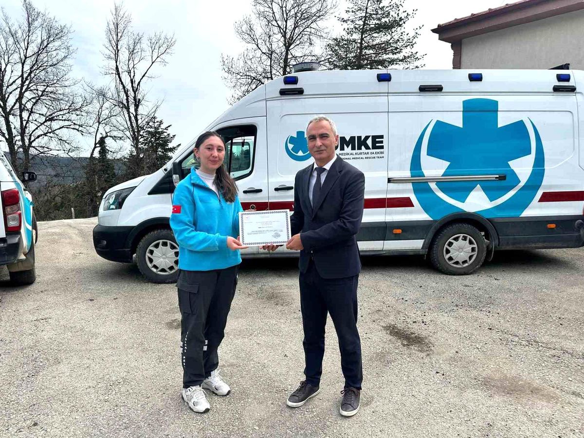 Karabük UMKE\'ye 16 Yeni Gönüllü Sağlık Personeli Katıldı