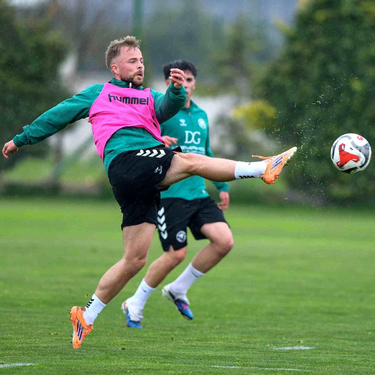 Konyaspor Fenerbahçe Maçına Hazırlanıyor