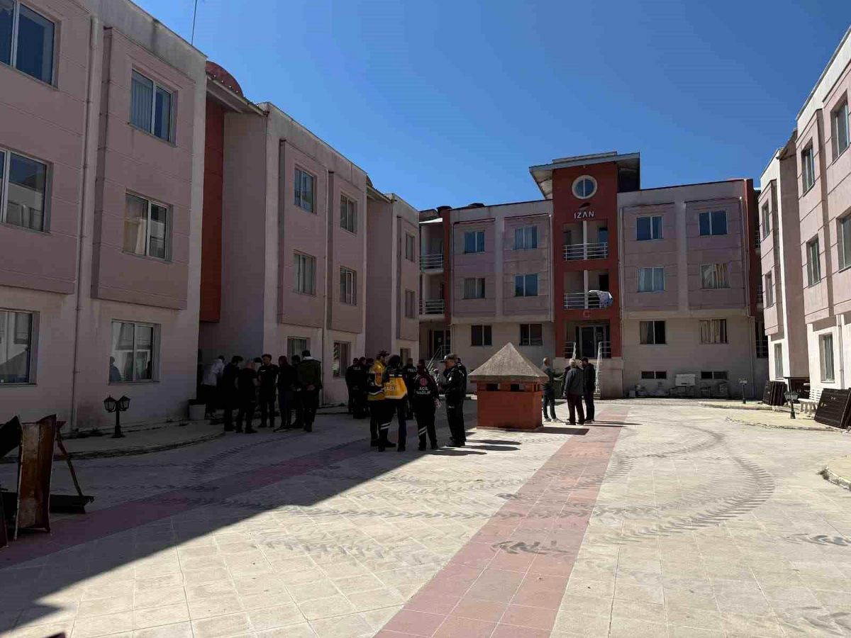 Muğla\'da genç teğmen evinde ölü bulundu