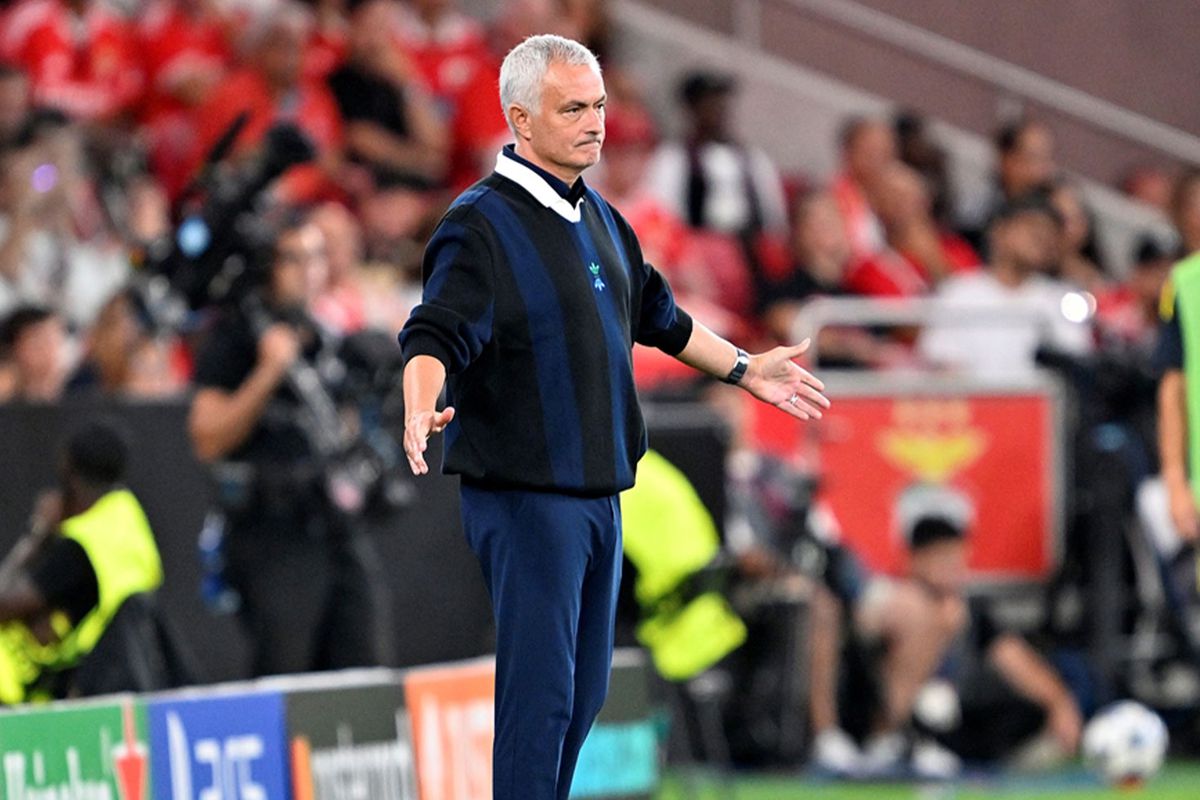 Portekiz\'de inanılmaz derbi! Mourinho \'\'kaybettim\'\' dediği maçı kazandı