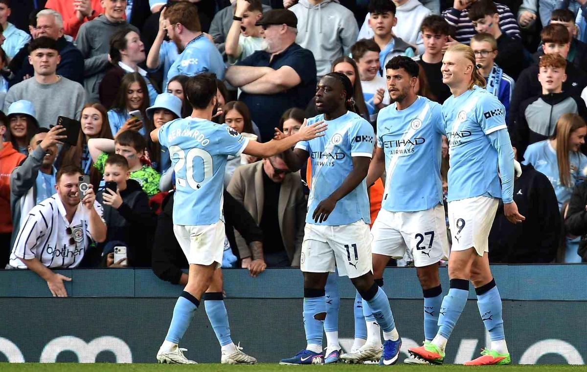 Manchester City, Arsenal\'ı Yendi