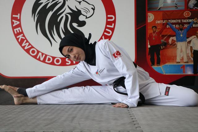 İşitme Engelli Fatma’nın Tekvando Başarısı