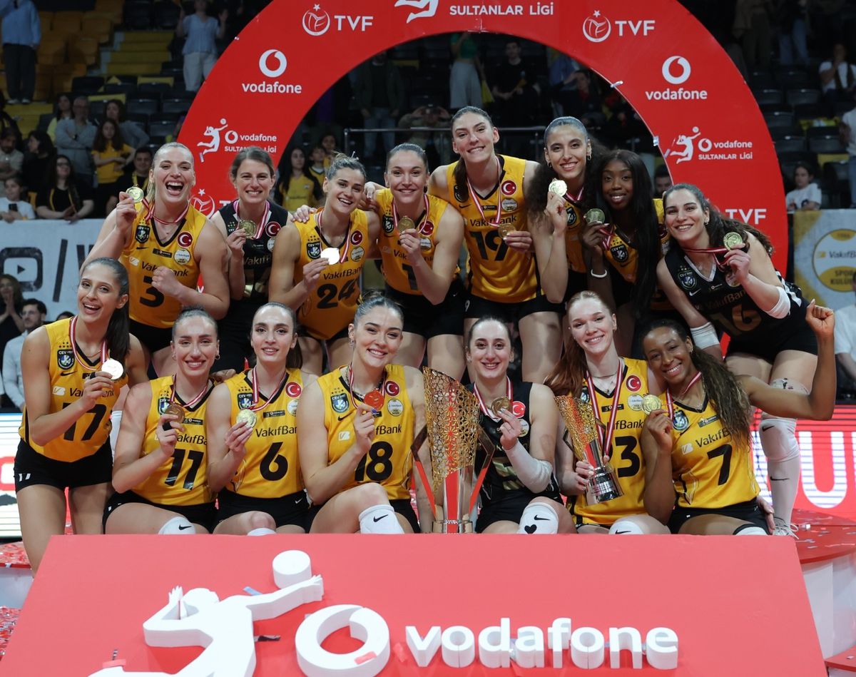 VakıfBank, Sultanlar Ligi\'nde Şampiyon Oldu