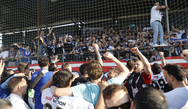 Süper Lig'e yükselen ilk takım Erzurumspor