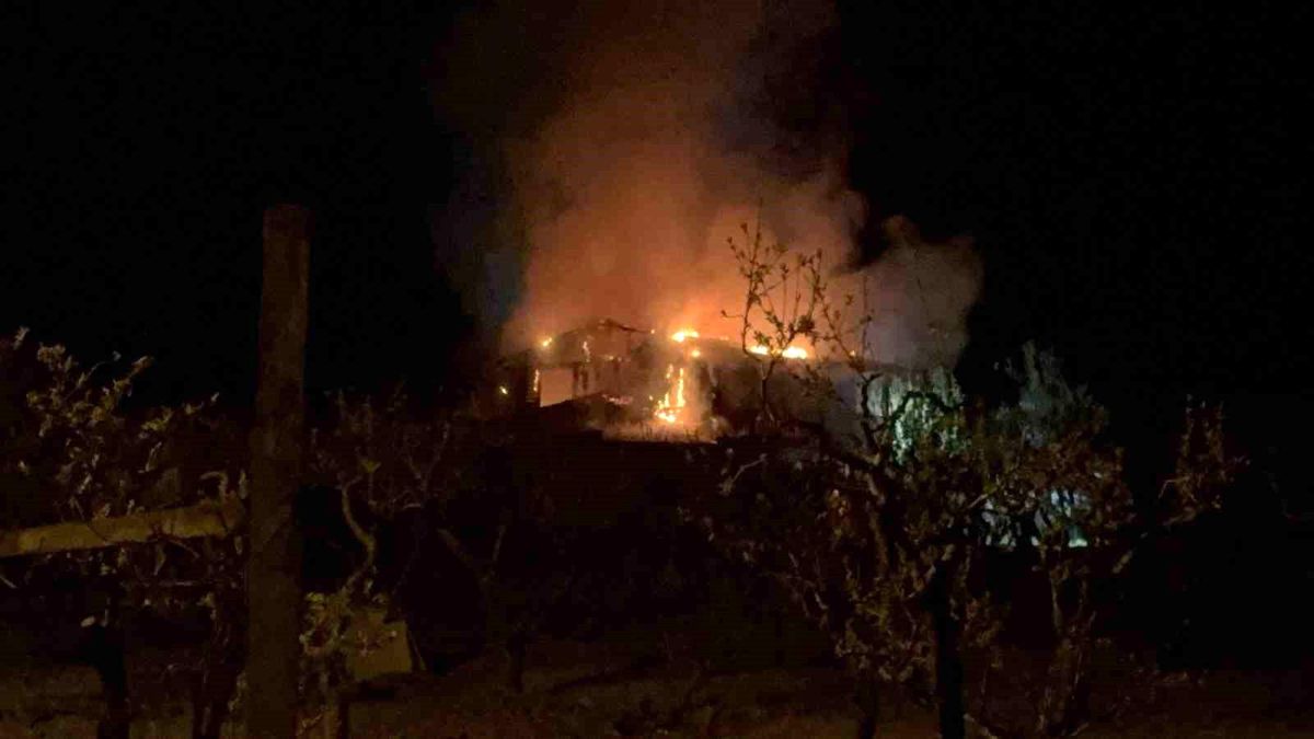 Tokat\'ta Ev Yangını