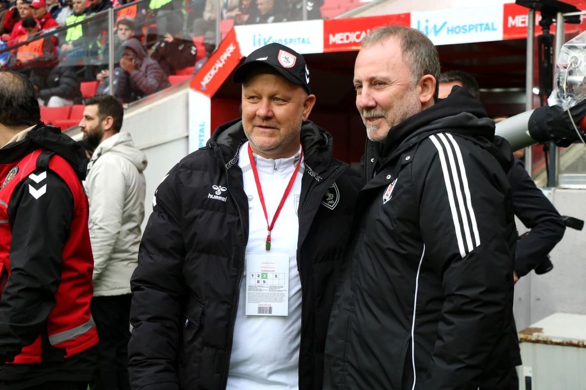 Beşiktaş, Samsunspor ile Beraber Başladı