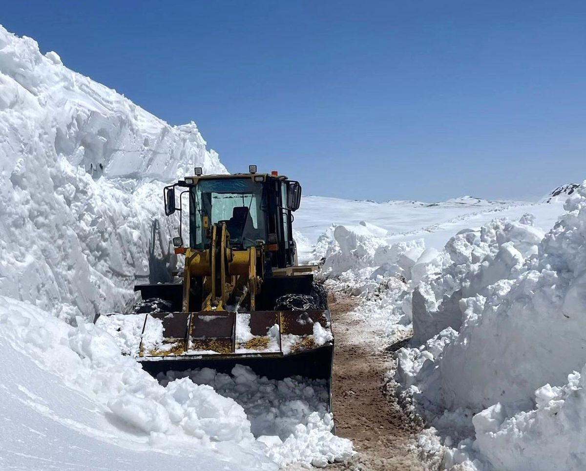 2443 rakımda kar mesaisi