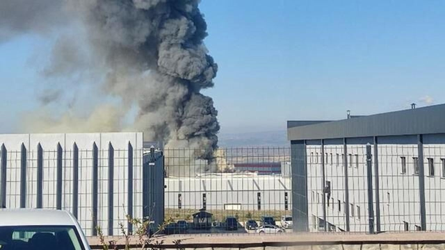 Ankara'da boya fabrikasında yangın: Bir işçi hayatını kaybetti