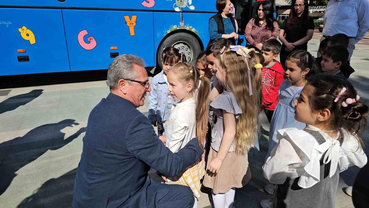 Başkan Tetik: "Çocuklarımızın mutluluğu her şeye değer"