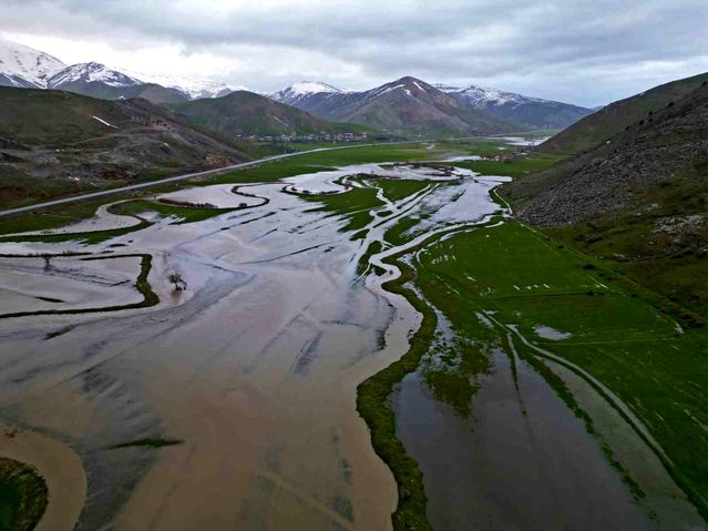 Güzeldere Menderesleri Göl Oldu