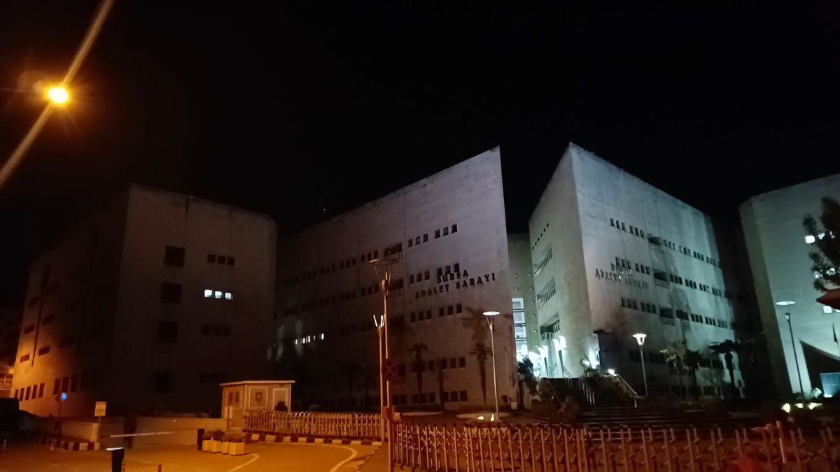 Bursa\'da Rüşvet Davası Başladı