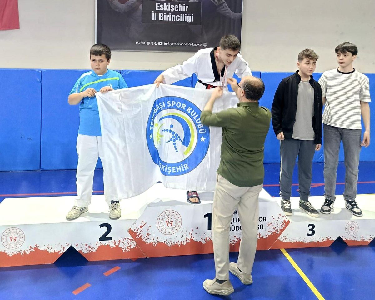 Eskişehir\'de Taekwondo Müsabakaları Coşkuyla Gerçekleşti