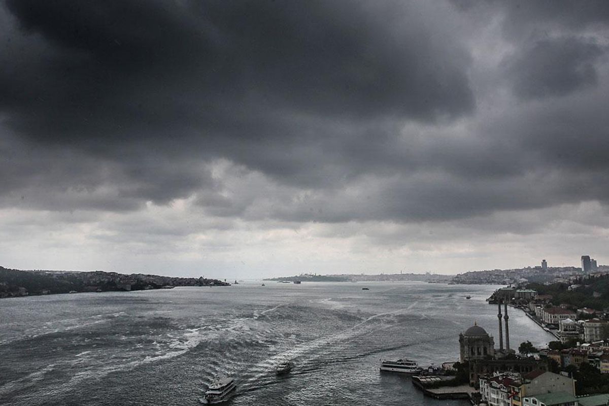 İstanbul için peş peş uyarı! Kuvvetli geliyor