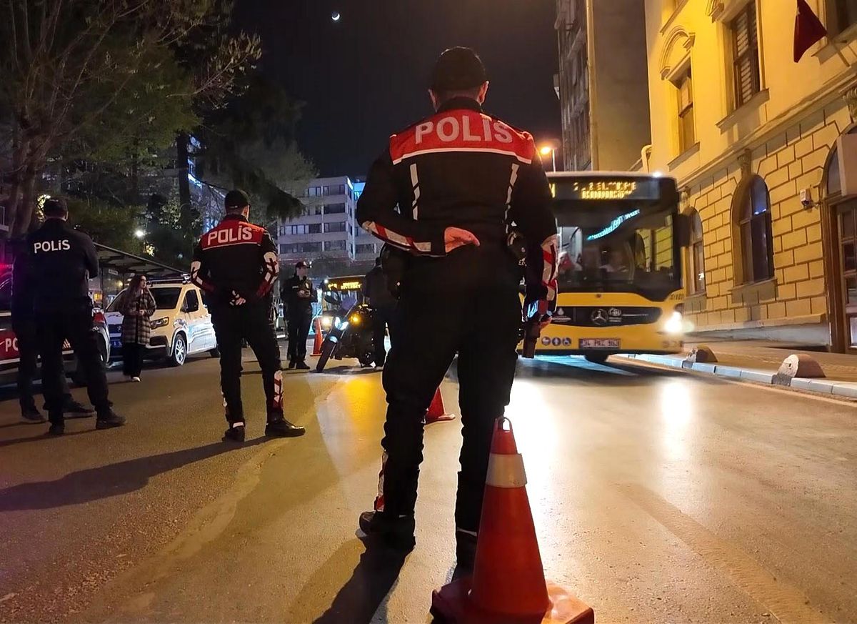 Kadıköy\'de Asayiş Uygulaması