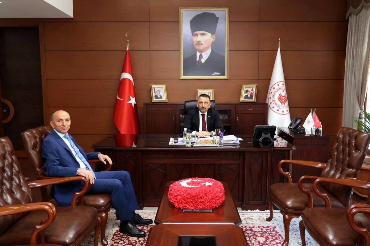 Hasan Keskin Vali\'yi Ziyaret Etti