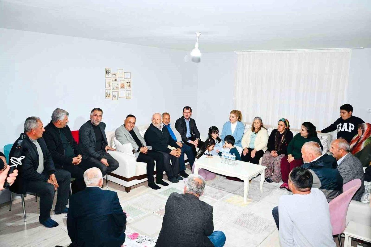 Milletvekili Ölmeztoprak\'tan deprem çalışmaları, ziyaretler ve vatandaş buluşmaları