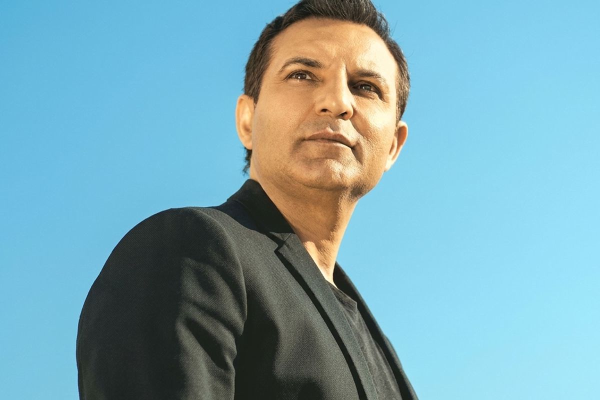 Rafet El Roman\'dan A Milli Takım\'a şarkı müjdesi: Dinleyicilerle buluşacağı tarihi duyurdu