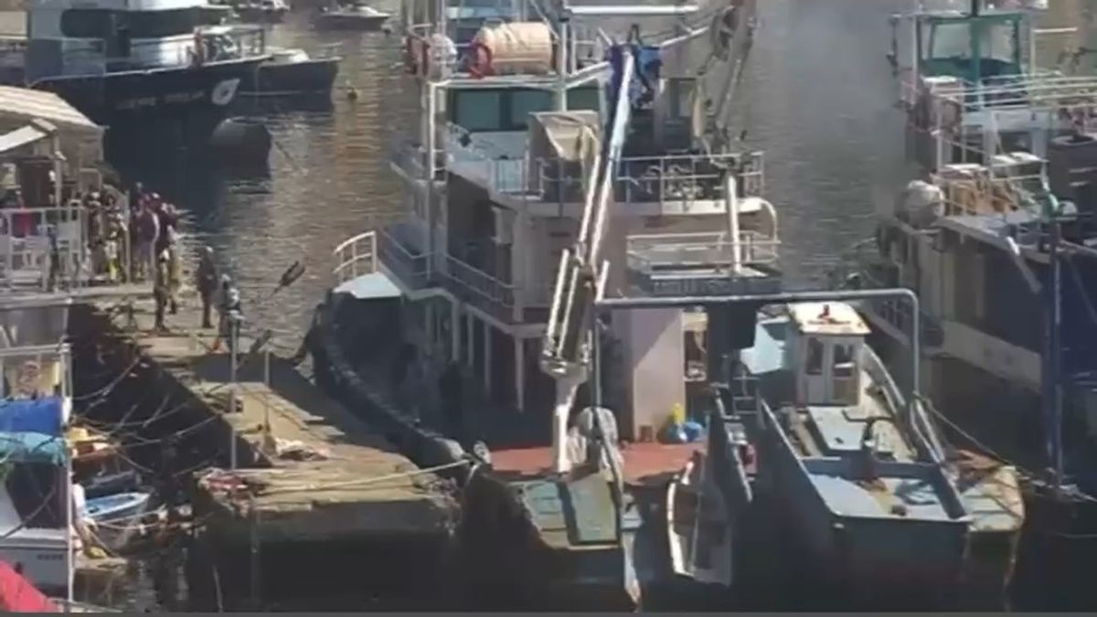 Sarıyer\'de Balıkçı Teknesinde Yangın