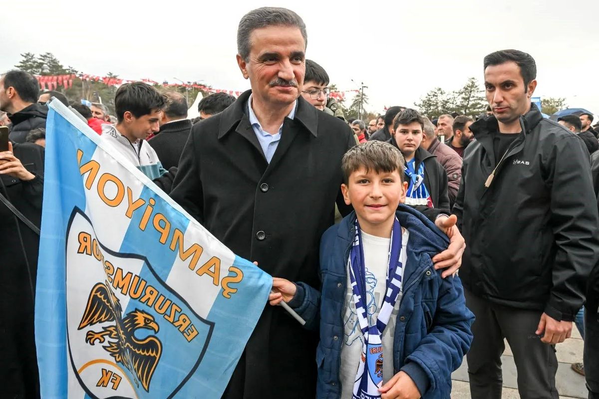 Erzurumspor Süper Lig\'e Yükseldi