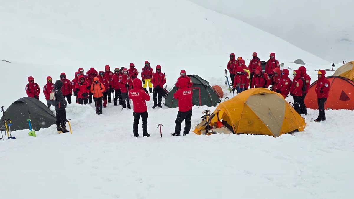 AKUT\'tan Uludağ\'da Kış Eğitimi