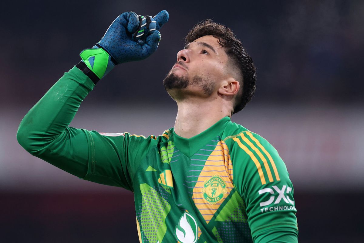 Altay Bayındır\'a Beşiktaş\'ın ardından talip olan bir diğer İstanbul devi açıklandı