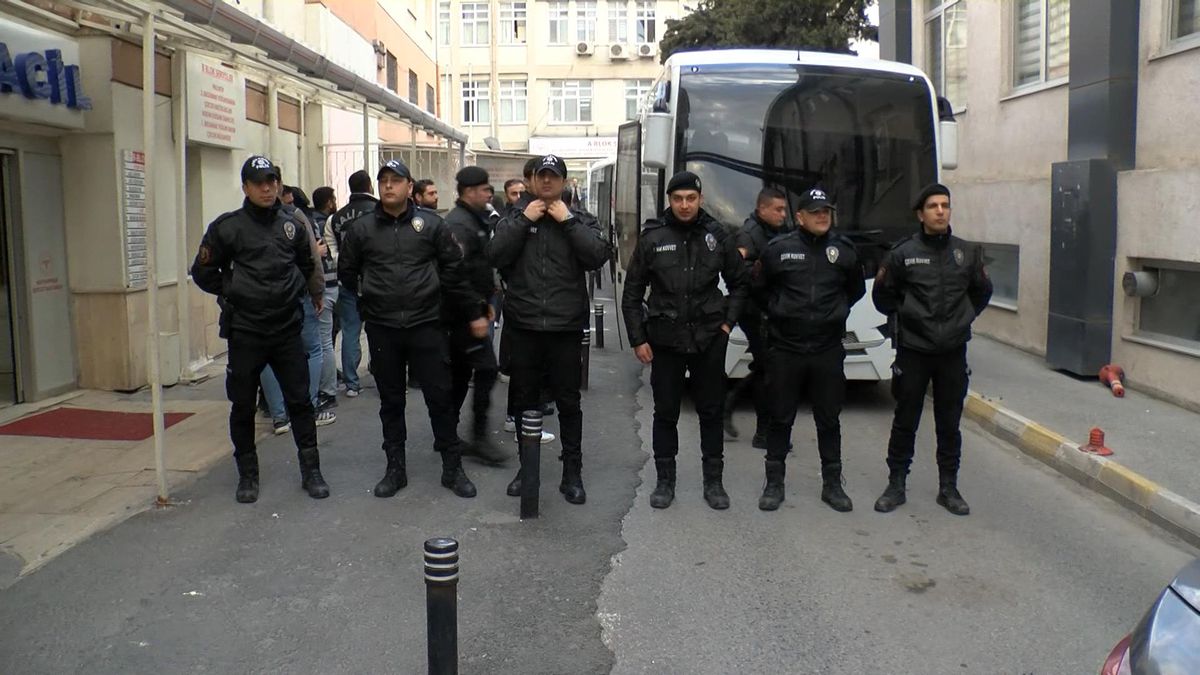 Ataşehir Belediyesine yönelik operasyonda gözaltına alınan 20 şüpheli adliyede