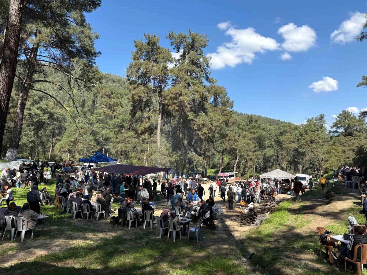 41. Dede Hayrı Coşkusu