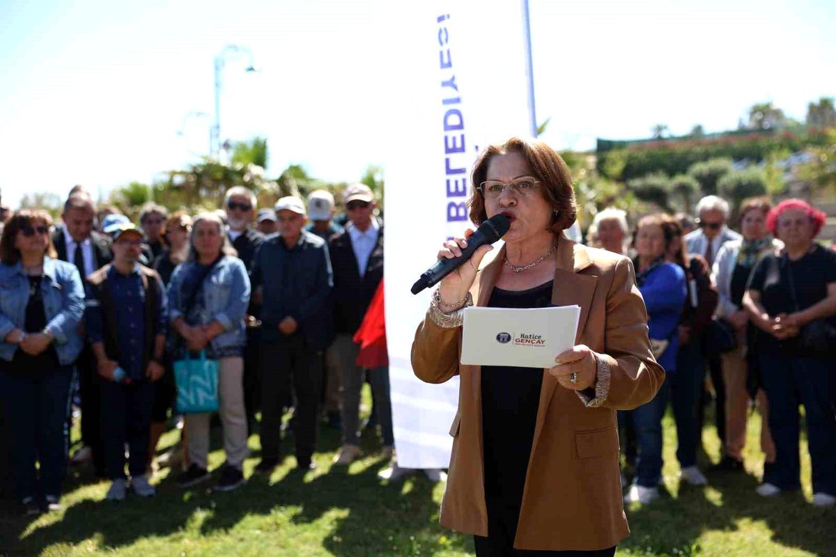Başkan Gençay: "Kentimizin ortak değerlerini korumak temel önceliğimdir"