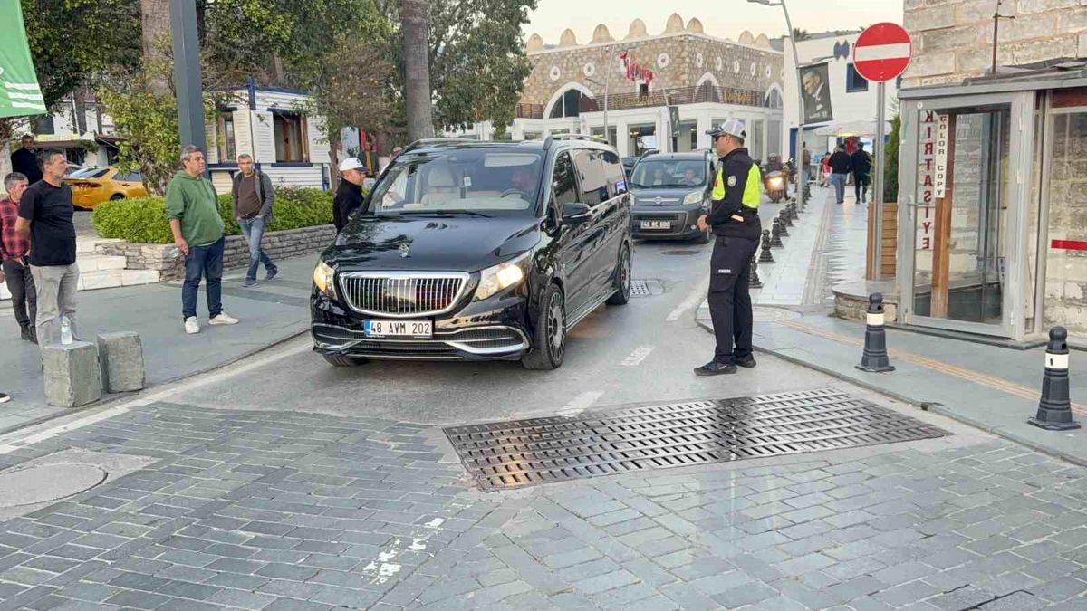 Bodrum\'da gece baskını: Korsan taşımacılığa geçit yok