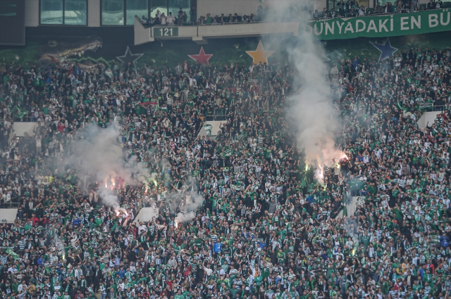 Bursaspor taraftarı çıldırdı! 39 bin kombineyi sezon başlamadan bitirdiler