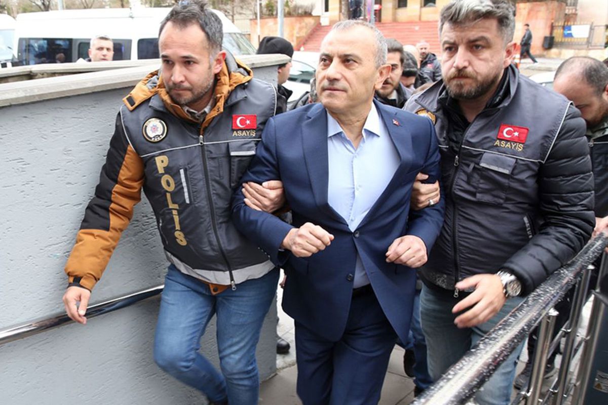 Eski Tunceli Valisi Tuncay Sonel\'in para aktardığı iddia edilen Mehmet Aca\'nın ismi caddeye verilmiş