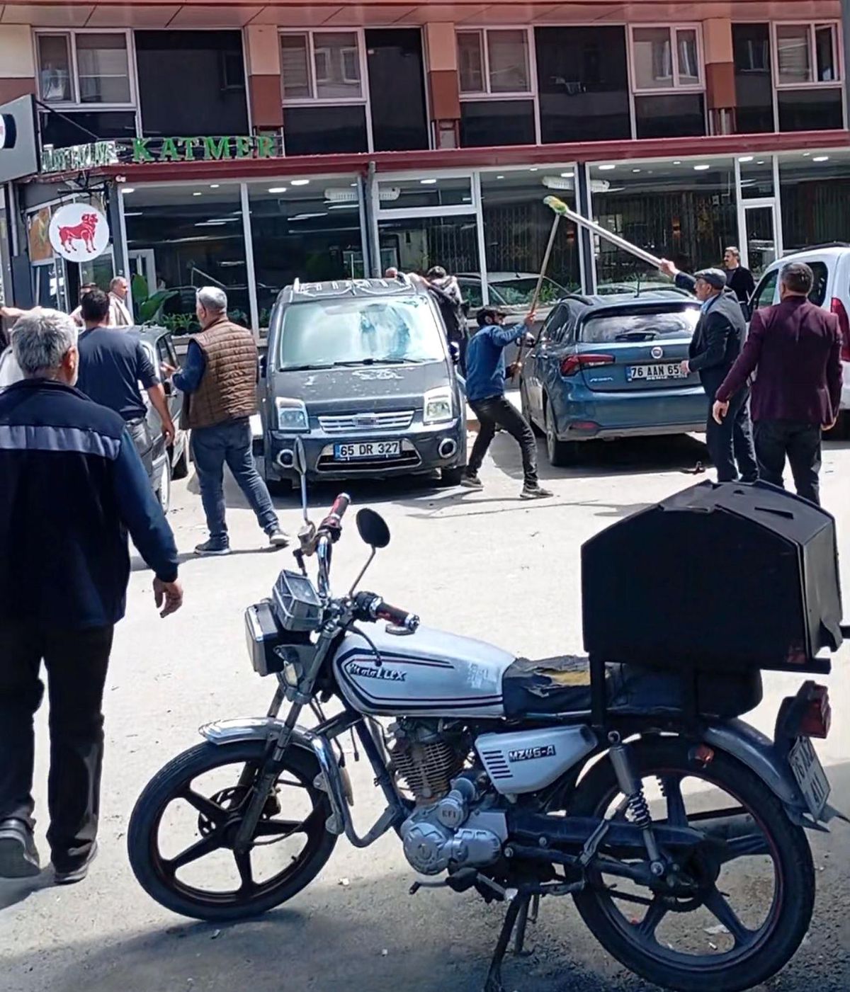 Iğdır\'da Gruplar Arasında Kavga: 1 Ağır Yaralı