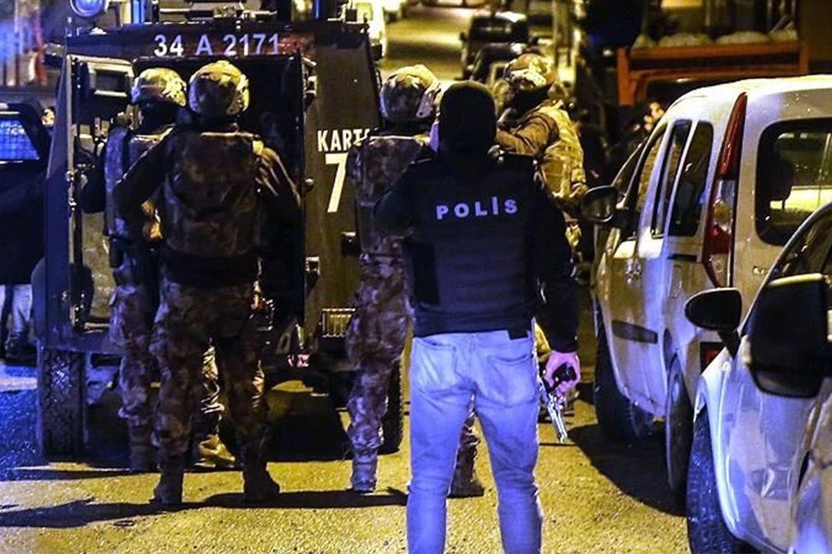 İstanbul'da DHKP/C operasyonu: 21 şüpheli gözaltına alındı
