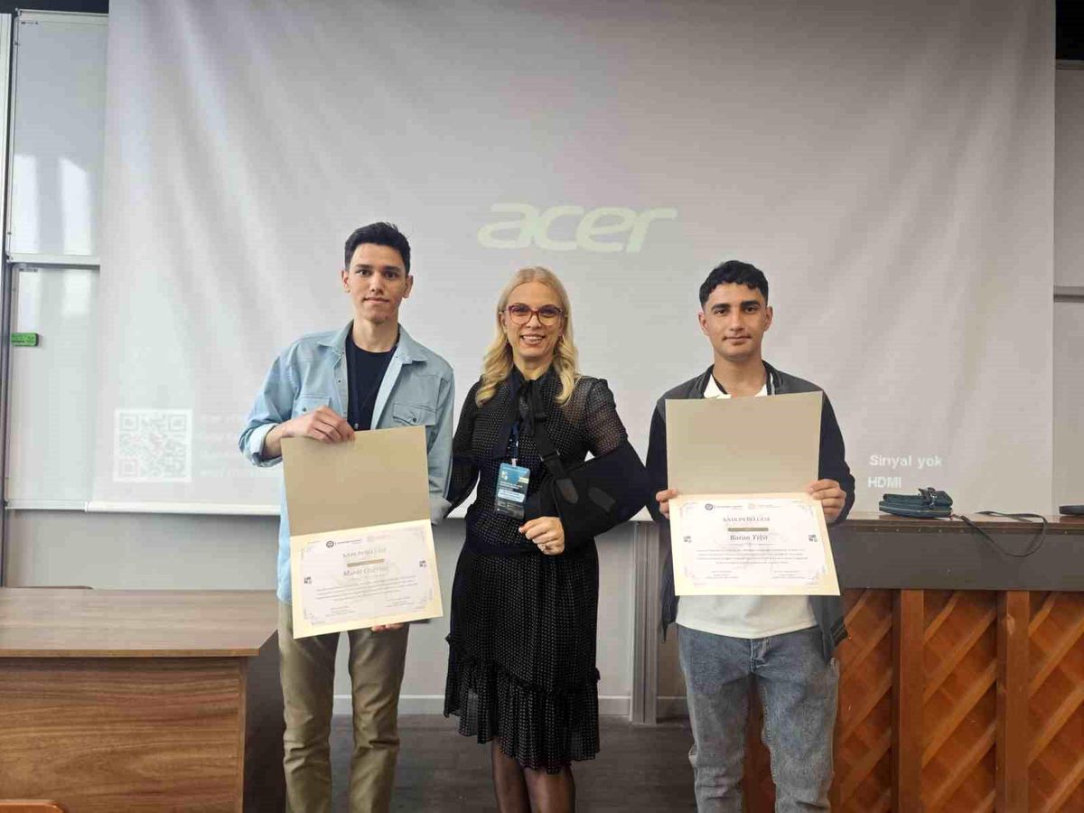 Sivrihisar Lisesi Öğrencileri UKEK 2026\'da Başarıyla Sunum Yaptı