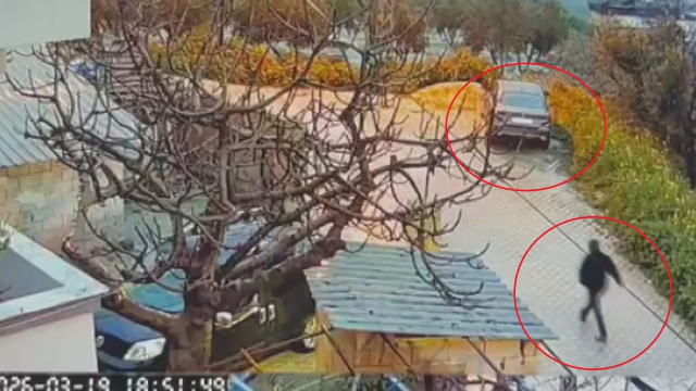 Park halindeki aracını küle çeviren kişi en yakını çıktı