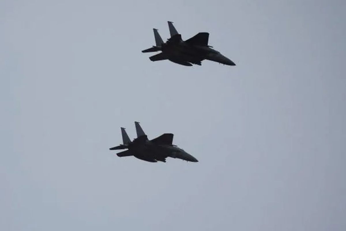 2 savaş uçağının çarpıştığı kazanın nedeni açıklandı: Pilotların fotoğraf çekmesi