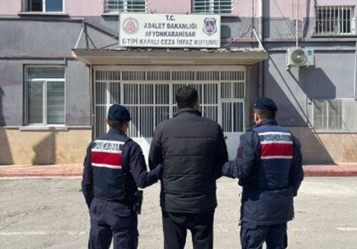 Afyonkarahisar’da 21 yıl hapis cezası bulunan şahıs yakalandı