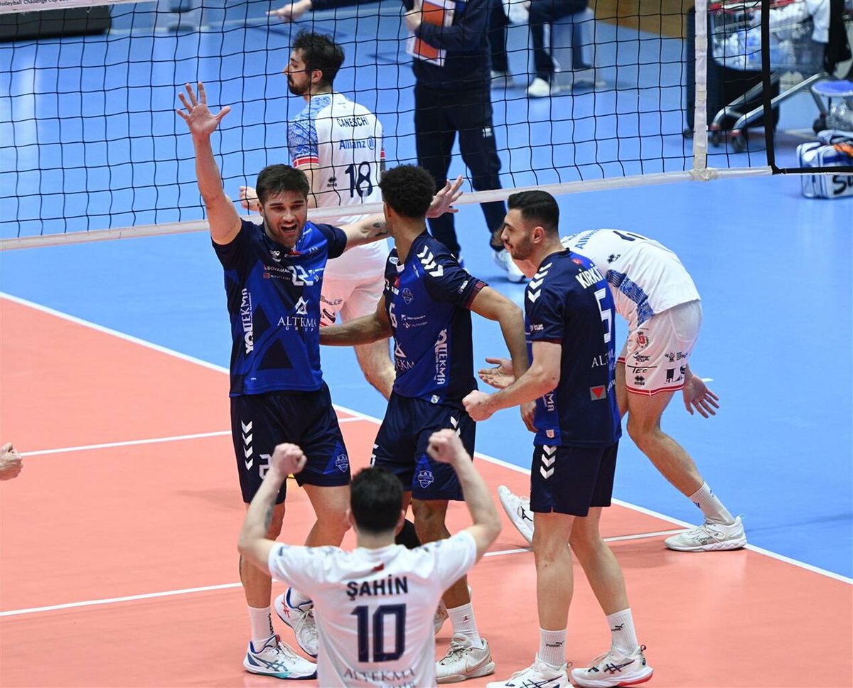 Altekma, Bursa\'yla Karşılaşıyor