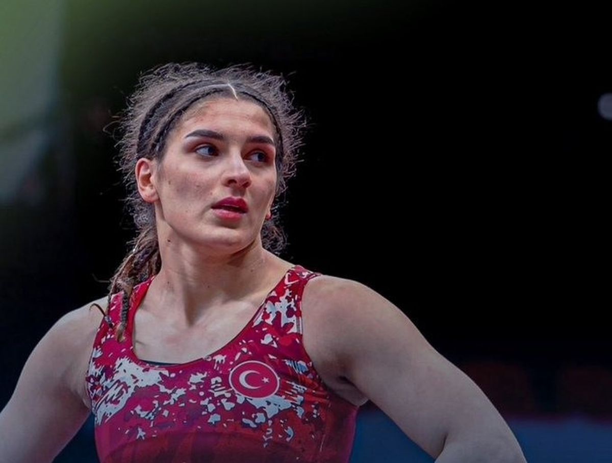 Tiran\'da Kadınlar Güreş Şampiyonası